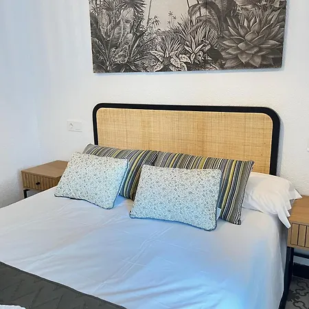 La Llave De La Corredera Apartmán *